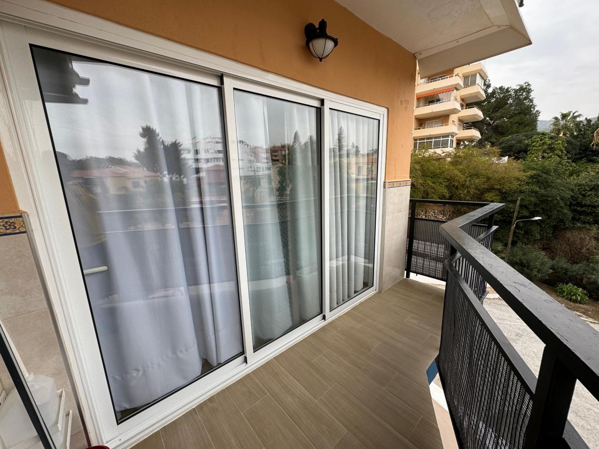 Apartamento Mar Del Sur เบนัลมาเดนา ภายนอก รูปภาพ